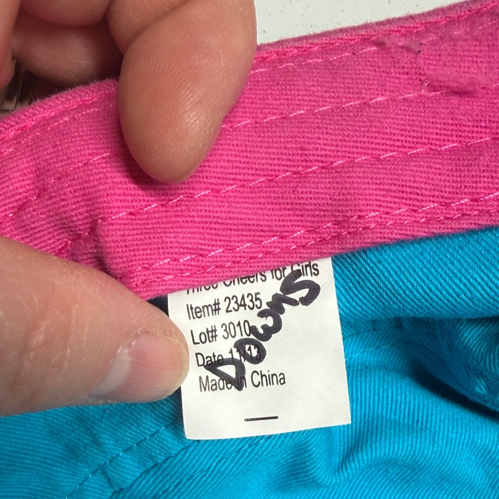 Pink Cap with Embroidery - Picture 2 of 3